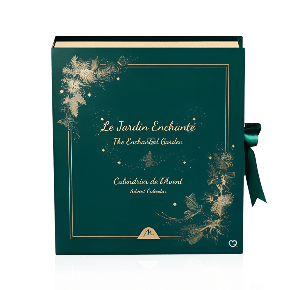 Calendrier de l’Avent Marionnaud 2025 renfermant 24 produits beauté maquillage, soins, bain et accessoires pour femme.